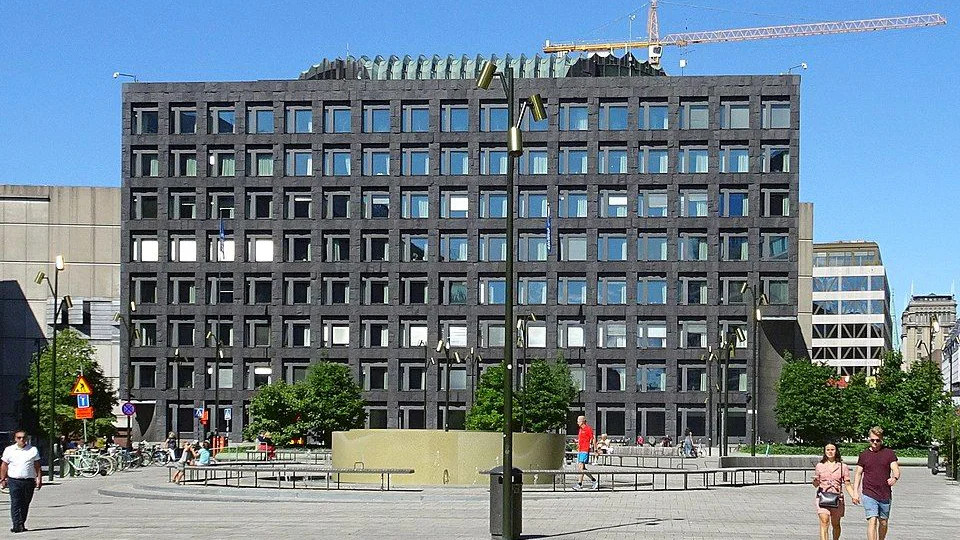 Styrräntan sänks till 1,75 procent – Riksbanken vill stötta ekonomin
